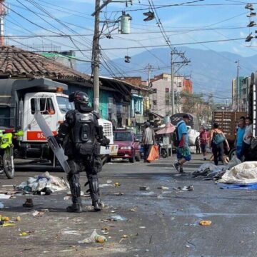 Un joven capturado y más de 1.000 dosis de droga incautadas en un operativo en Medellín