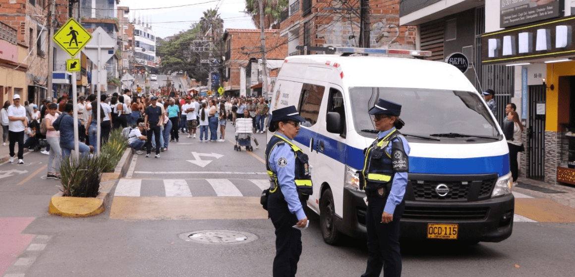 Copacabana aumenta agentes de tránsito para mejorar la seguridad via Copacabana aumenta agentes de tránsito para mejorar la seguridad via