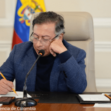 Presidente Petro asegura que Estados Unidos le retiró la visa