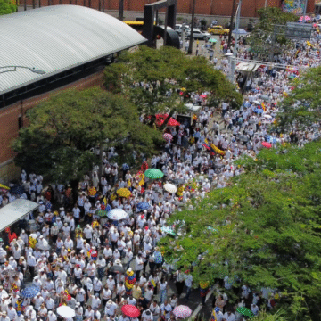Más de 50.000 personas participaron en la “marcha del silencio” en Medellín