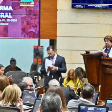 Senado aprueba Reforma Laboral: cambia jornada nocturna, recargos y tipos de contrato