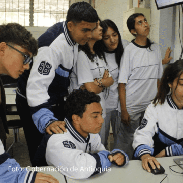 Estudiantes antioqueños identifican 12 posibles asteroides con la NASA