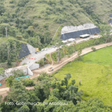 Avanzan obras de la nueva vía al mar en Antioquia