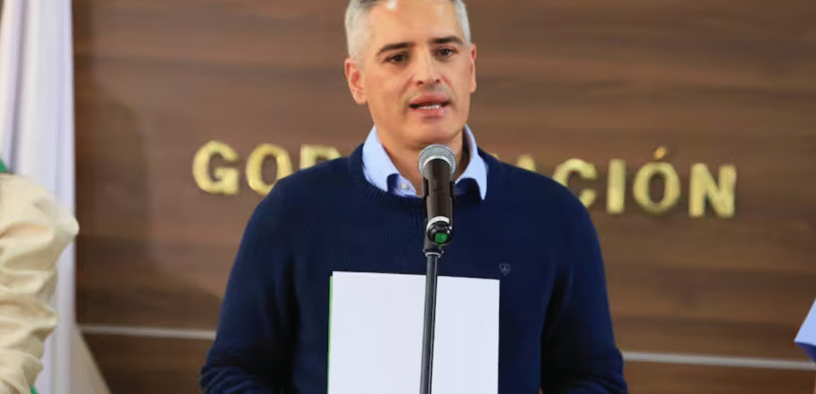 Gobernador de Antioquia recusa a la Fiscal General y denuncia persecución política