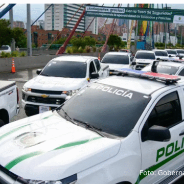 Gobernacion hizo primera entrega de camionetas con la tasa de seguridad