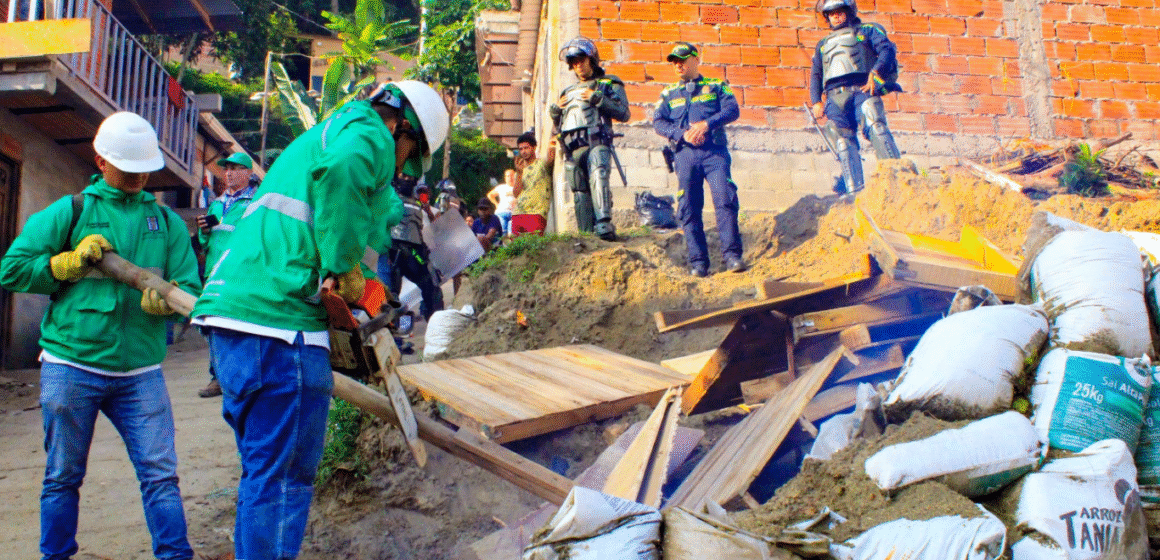 Alcaldía de Medellín ha desmontado 1.467 construcciones ilegales en 2025
