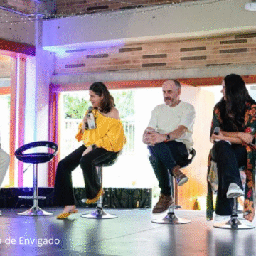 Envigado presentó su modelo 5E en un Summit que reunió a expertos nacionales