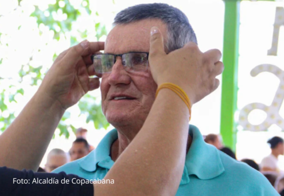 Gafas y prótesis para 250 copacabanenses