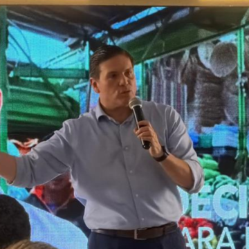 Pinzón presenta en Medellín plan para seguridad y activar la economía