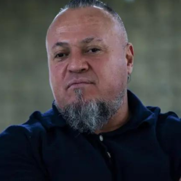 Renuncia de alias “Pesebre” reaviva críticas del alcalde de Medellín a la paz urbana