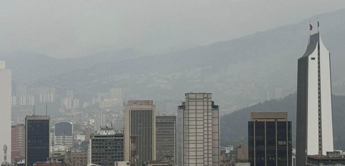En foco (16) Autoridades alertan sobre periodo crítico de calidad del aire en el Valle de Aburrá y piden acciones preventivas
