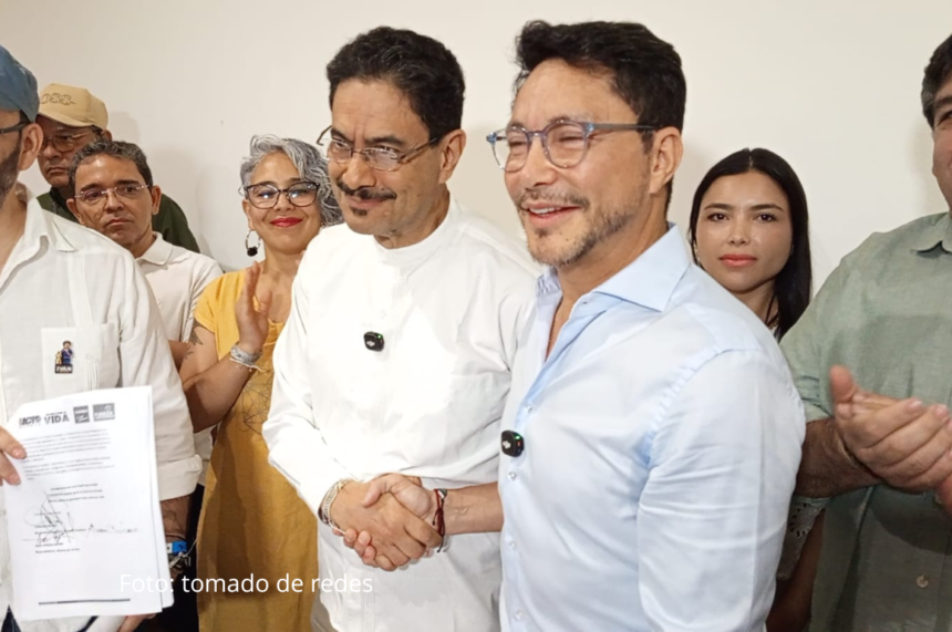 Carlos Caicedo se une a Iván Cepeda a días de elecciones a la Presidencia