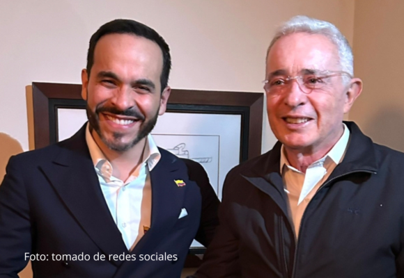 "Seremos como abejitas africanas": Uribe marca distancia con De la Espriella