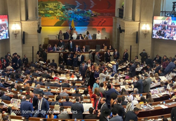 Izquierda progresista votará por el candidato de De la Espriella al Senado